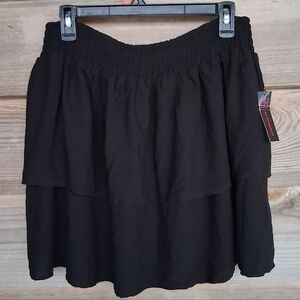 🆕️ No Boundaries Juniors Tiered Smocked Mini Skirt